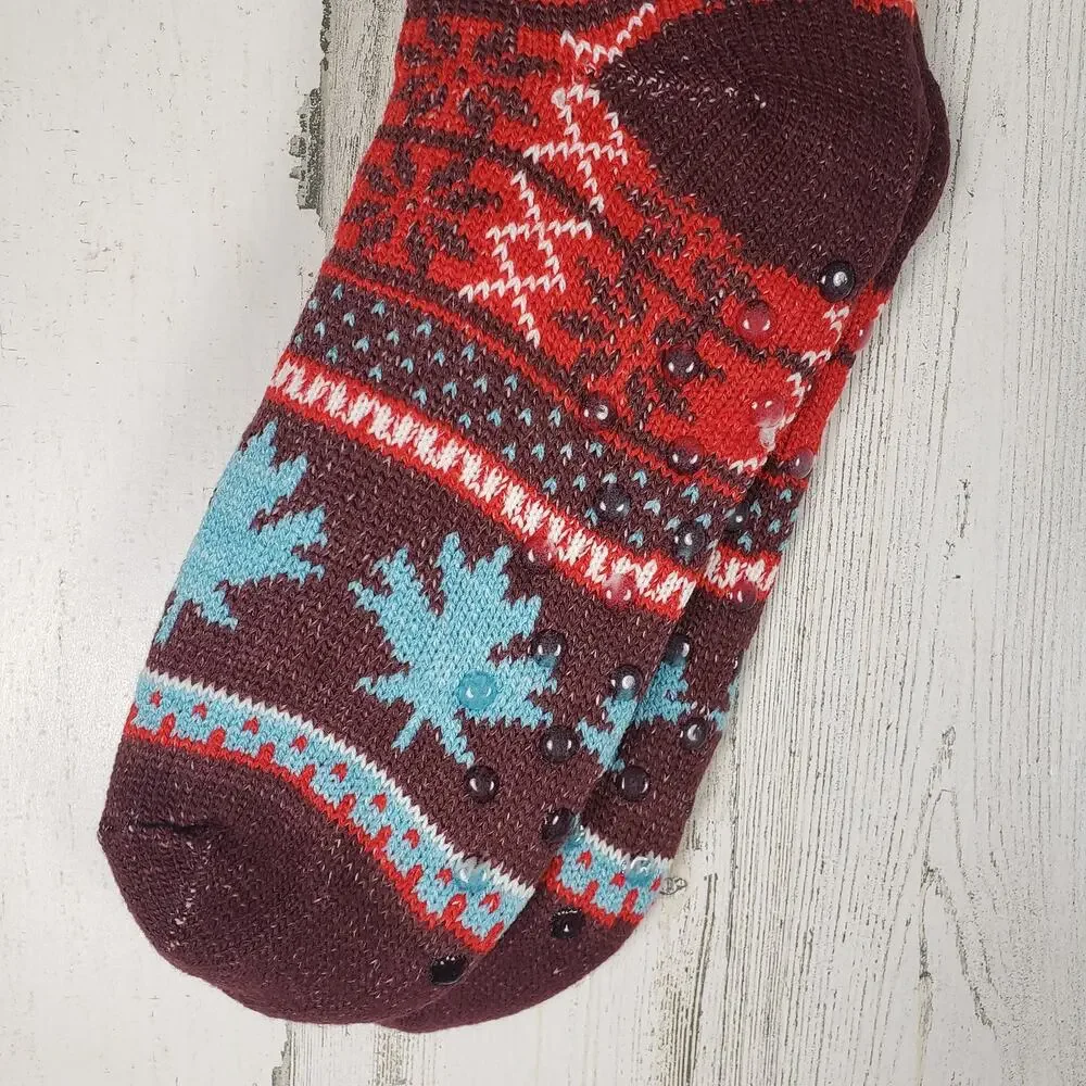 NWT Sherpa Lined Knit Winter Snowflake Leaf Design No-Slip Slipper Socks